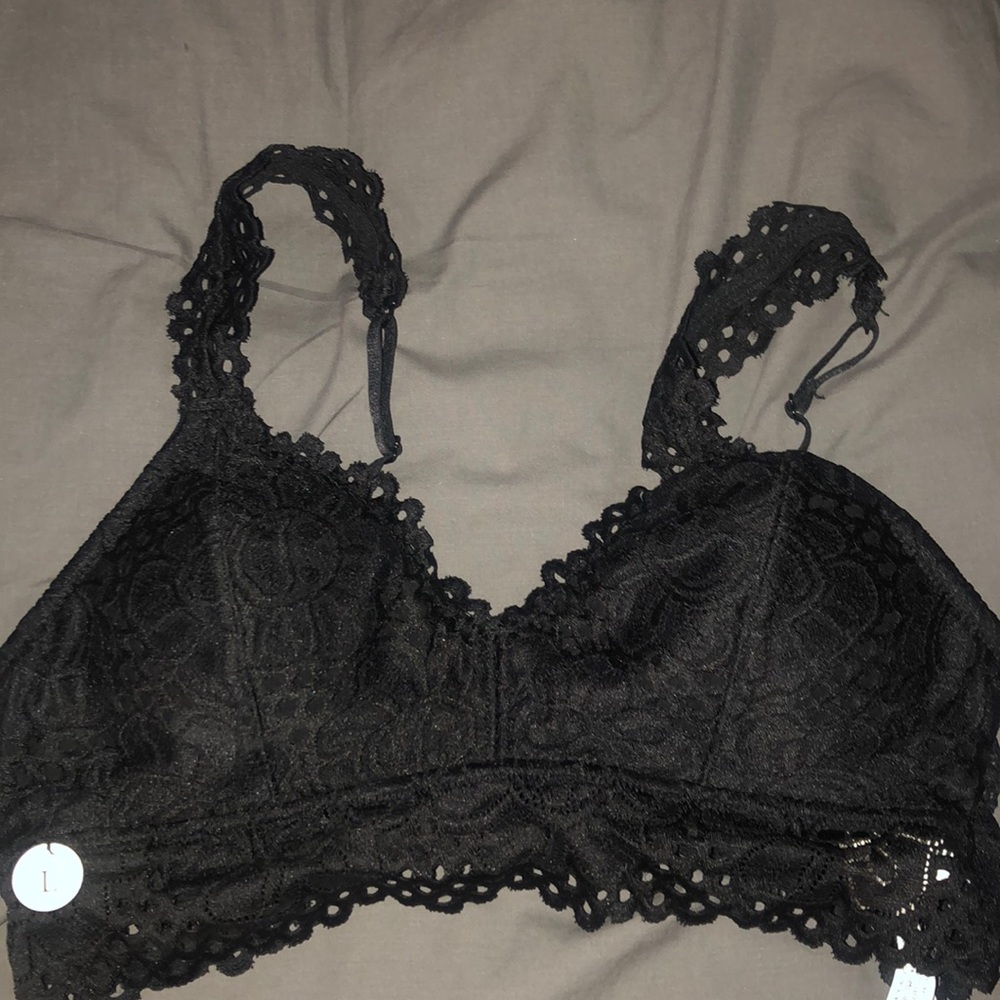 black lace bralette